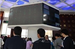 Sắc xanh lan tỏa, VN-Index vượt mốc 1.370 điểm