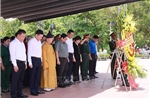 Thủ tướng Phạm Minh Chính dâng hương tưởng niệm các Anh hùng liệt sĩ tại Quảng Trị