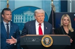 Tổng thống Trump tuyên bố chấm dứt việc bỏ phiếu bầu cử qua đường bưu điện
