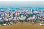 Bến Ninh Kiều ngập sâu khi triều cường vượt báo động III
