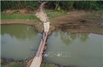 Bất an khi lưu thông qua cầu dân sinh ở hạ du hồ Kẻ Gỗ