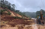 30 vị trí sạt lở do mưa lớn, Quảng Ngãi đang nỗ lực thông xe trên các tuyến đường