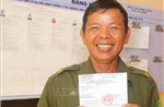Rộn ràng lá phiếu sớm của cử tri lực lượng vũ trang Cần Thơ