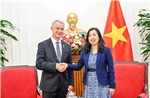 Việt Nam - Pháp phát huy vai trò trụ cột của hợp tác kinh tế - thương mại