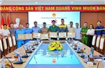 Khen thưởng đột xuất 10 tập thể, cá nhân dũng cảm hỗ trợ chữa cháy