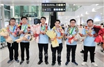 Đoàn Việt Nam trở về sau Kỳ thi Olympic Toán học Quốc tế (IMO) 2026