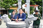 Đại tướng Nguyễn Trọng Nghĩa dâng hương tưởng niệm Đại tướng Võ Nguyên Giáp