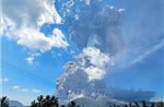 Indonesia phát hiện vết nứt tại núi lửa Kelimutu sau động đất mạnh