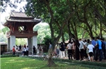 Hà Nội tấp nập người dân, du khách vui chơi dịp Quốc khánh