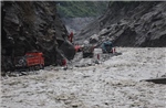 Lũ quét tại Nepal và Trung Quốc: Chạy đua giải cứu hàng trăm người mắc kẹt trong các đường hầm thủy điện