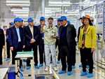 Chủ tịch TP Hà Nội thăm, động viên các đơn vị sản xuất đầu năm