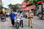 An toàn giao thông cho lứa tuổi học sinh: Cần sự chung tay của &#39;3 bên&#39;