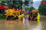 Công nhân thoát nước Hà Nội căng mình ứng trực bão số 5 và phục vụ Đại lễ A80