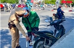Hà Nội: Đồng loạt kiểm tra, xử lý hành vi vi phạm khi tham gia giao thông