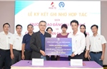 Trao tặng phần mềm quản lý khách sạn cho Trường Cao đẳng du lịch Huế