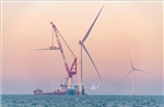 Mỹ đóng băng 5 dự án điện gió ngoài khơi vì lý do an ninh