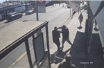 Video hai người Do Thái bị đâm ở London giữa làn sóng bài Do Thái gia tăng