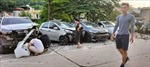 Quảng Ninh: Xe bán tải đâm liên hoàn, 10 xe hư hỏng nặng