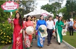 5.500 phụ nữ Đồng Tháp diễu hành áo dài &#39;Rạng ngời sắc sen&#39;