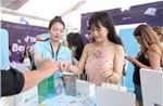Mang trải nghiệm làm đẹp từ trực tuyến ra đời thực