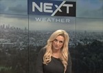 Nữ MC thời tiết Mỹ ngất xỉu, ngã khỏi ghế khi lên sóng trực tiếp