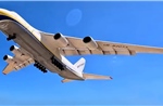 Máy bay vận tải khổng lồ AN-124 Ruslan bất ngờ xuất hiện trên bầu trời Kiev