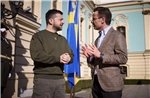Tổng thống Ukraine thăm Thụy Điển, thúc đẩy hợp tác quốc phòng