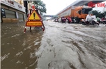 Vì sao ngày 26/8, hàng loạt tuyến phố Hà Nội ngập trong ‘biển nước’