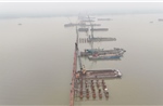 Cận cảnh tiến độ 3 cây cầu vượt sông Hồng đang được Hà Nội gấp rút xây dựng