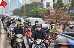 Hà Nội tắc ‘từ nhà ra phố’ những ngày giáp Tết Nguyên đán Bính Ngọ 2026