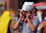 Nắng nóng như thiêu đốt tại Ấn Độ đe dọa đời sống của người lao động