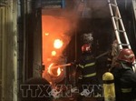 Hà Nội: Kịp thời dập tắt đám cháy, cứu 3 người lúc rạng sáng