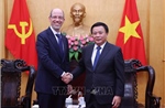 Hợp tác ứng dụng AI, dữ liệu lớn trong đào tạo cán bộ lãnh đạo, quản lý và nghiên cứu tư vấn chính sách 