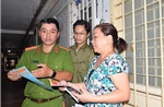 Cư dân chung cư TP Hồ Chí Minh đồng loạt tháo dỡ &#39;chuồng cọp&#39;