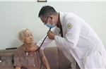 Người cao tuổi tại Thành phố Hồ Chí Minh được khám sức khỏe hằng năm