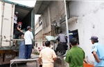 Phát hiện xe đầu kéo chở 30 tấn thực phẩm không rõ nguồn gốc