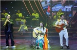 Chương trình nghệ thuật &#39;Thắp sáng yêu thương&#39; gây quỹ ủng hộ đồng bào vùng lũ lụt