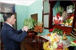 Thường trực Ban Bí thư dâng hương tưởng nhớ Chủ tịch Hồ Chí Minh tại Nhà 67