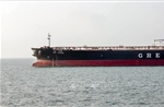 Lưu lượng tàu qua eo biển Hormuz tăng nhẹ
