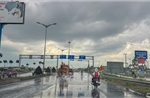 'Mưa vàng' giải nhiệt cho trung tâm Cần Thơ sau nhiều ngày nắng nóng