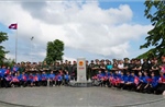 Sĩ quan trẻ Việt Nam - Lào - Campuchia giao lưu tại cột mốc ba biên