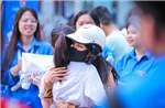 Đồng hành cùng con 'vượt vũ môn'