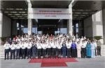 Thủ tướng Chính phủ và Chủ tịch Quốc hội gặp mặt lãnh đạo các cơ quan báo chí