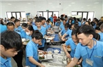'Bữa cơm Công đoàn' trao hàng chục nghìn suất ăn tới người lao động