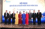 Cầu nối tin cậy với cộng đồng quốc tế