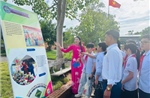 Khai mạc trưng bày triển lãm ảnh 'Di sản văn hóa phi vật thể vùng đất cố đô'