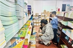 Nhộn nhịp thị trường sách giáo khoa trước thềm năm học mới