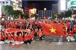 Người hâm mộ mừng tuyển Việt Nam vào chung kết ASEAN Hyundai Cup 2026