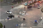 Hà Nội: Nước rút nhanh sau mưa tại trung tâm thành phố