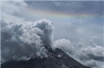 Indonesia: Nâng cảnh báo núi lửa Sinabung, sơ tán người dân hai ngôi làng